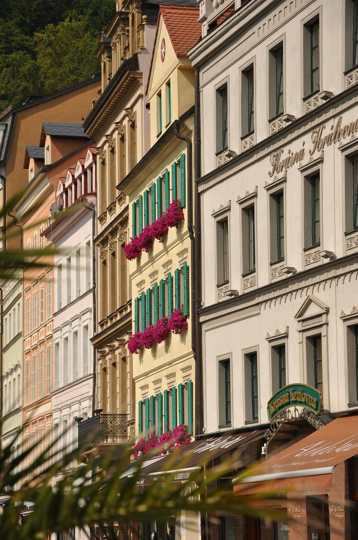 Hotel Maltezský Kříž KLV Exterior foto